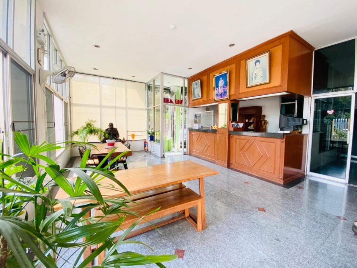 City Residence Bangkok Luaran gambar
