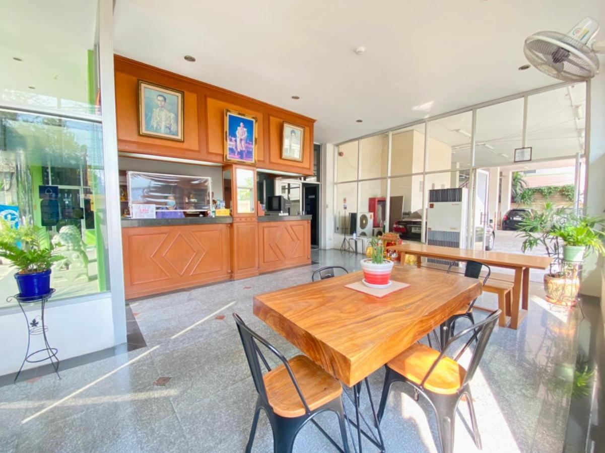 City Residence Bangkok Luaran gambar